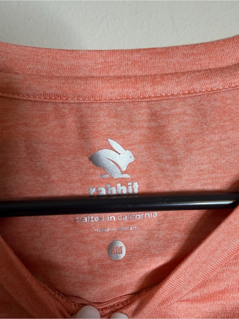 Rabbit Women’s Running EZ Tee Long Sleeve Coral Size Small - Picture 5 of 8